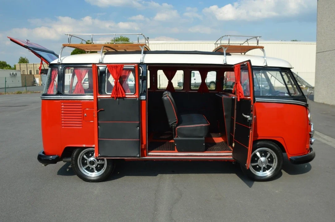 1974 Volkswagen Split-Window Bus - Image 18 of 31