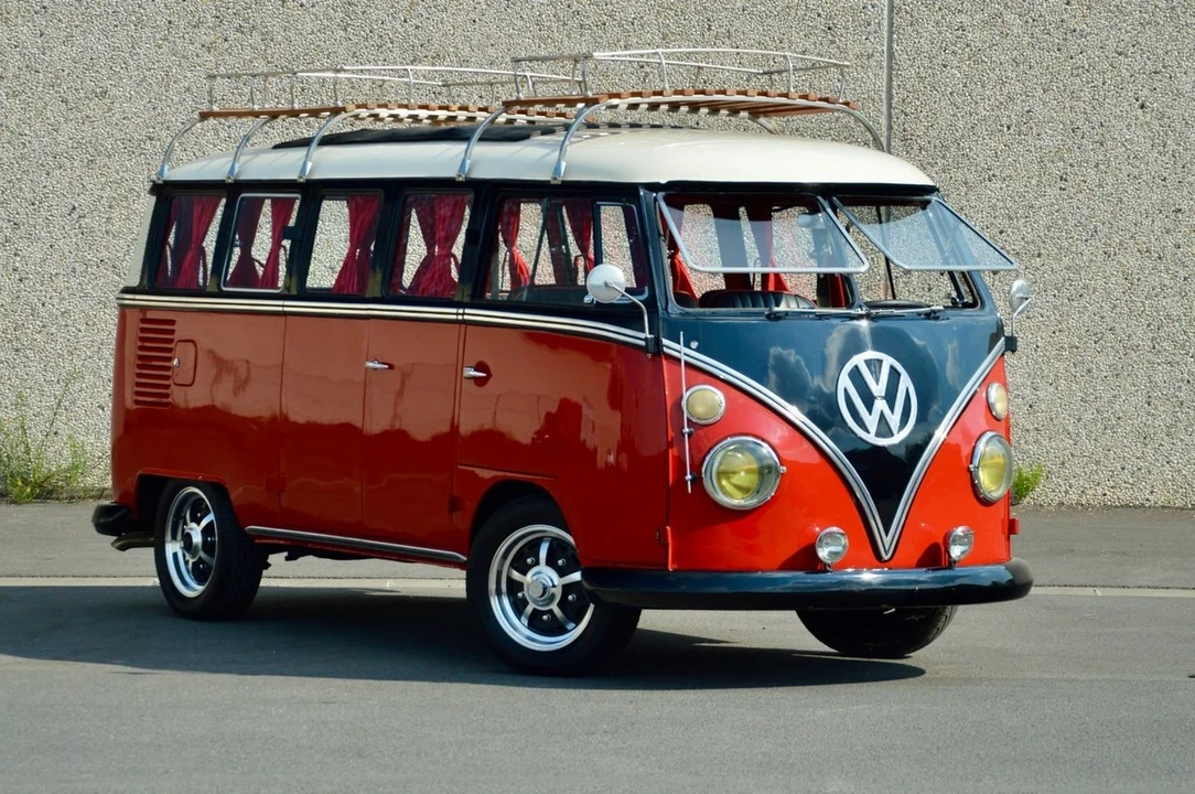 1974 Volkswagen Split-Window Bus - Image 14 of 31