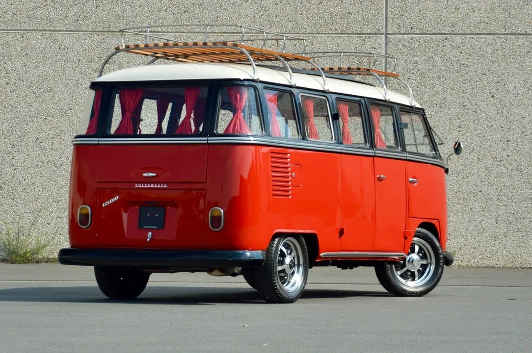 1974 Volkswagen Split-Window Bus - Image 7 of 31