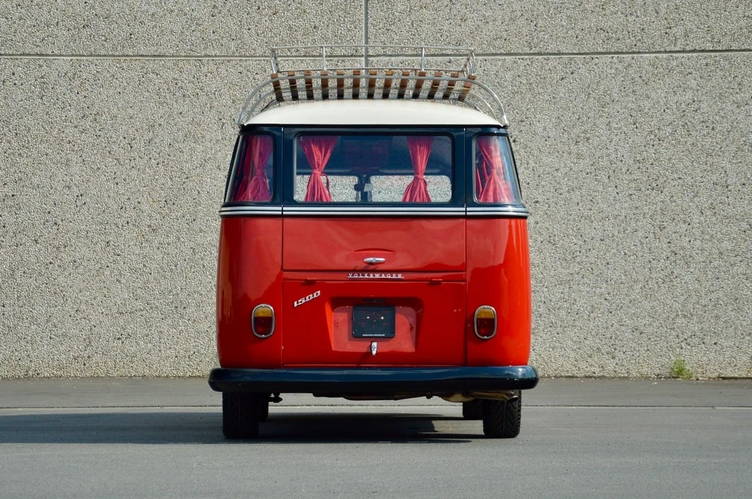 1974 Volkswagen Split-Window Bus - Image 6 of 31