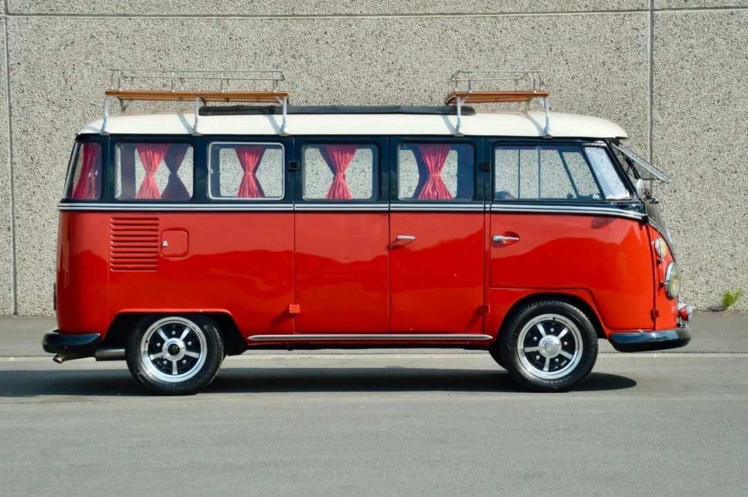 1974 Volkswagen Split-Window Bus - Image 15 of 31
