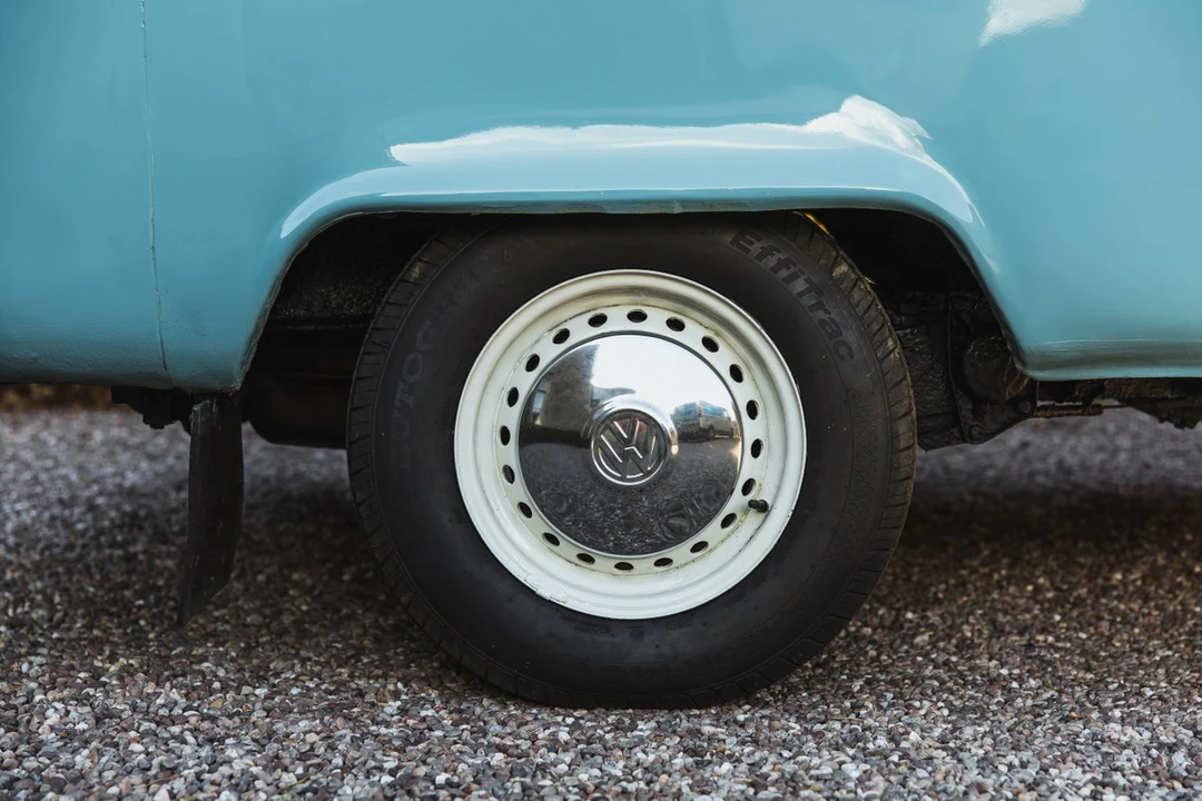 1974 Volkswagen Bay-Window Camper - Image 16 of 30