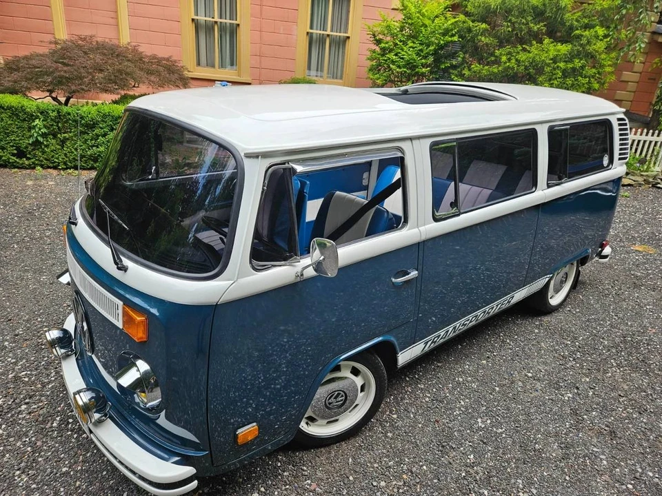 1974 Volkswagen Bay-Window Bus - Image 23 of 23