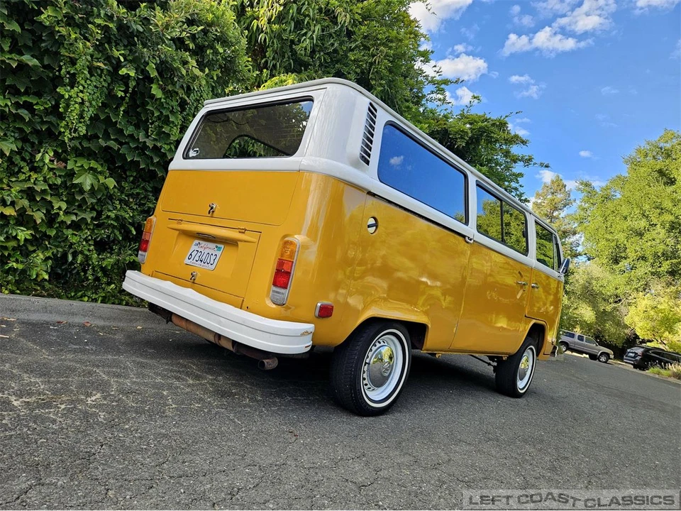 1974 Volkswagen EuroVan - Image 10 of 31