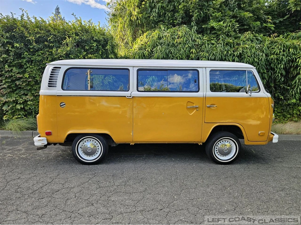 1974 Volkswagen EuroVan - Image 11 of 31