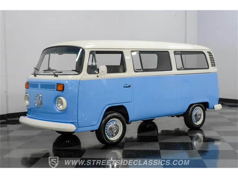 1974 Volkswagen Bay-Window Bus - Image 6 of 31