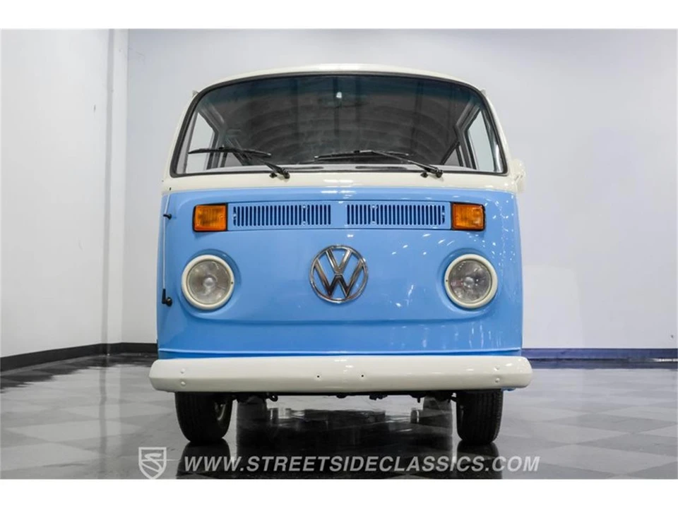 1974 Volkswagen Bay-Window Bus - Image 30 of 31
