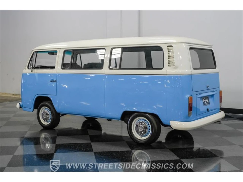 1974 Volkswagen Bay-Window Bus - Image 7 of 31