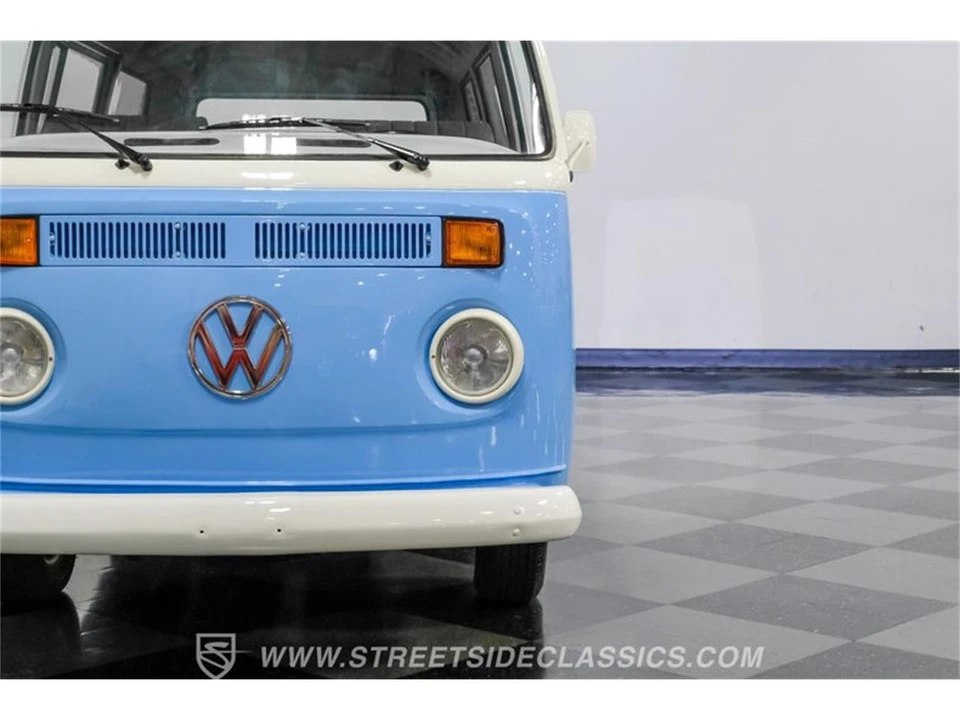 1974 Volkswagen Bay-Window Bus - Image 19 of 31