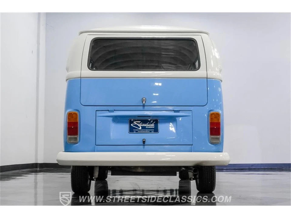 1974 Volkswagen Bay-Window Bus - Image 31 of 31