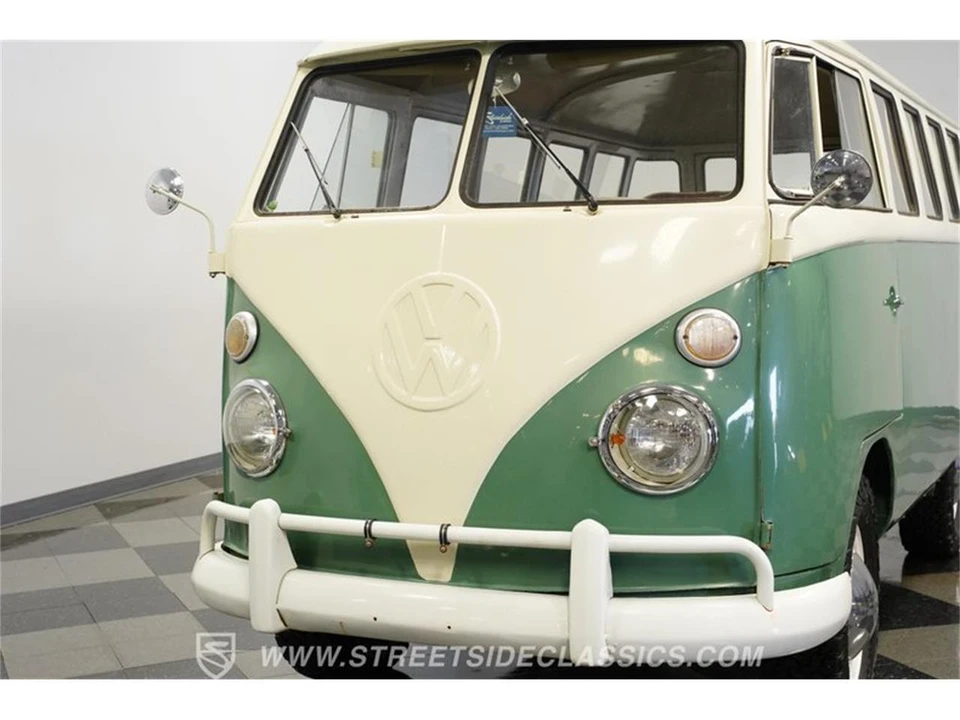 1974 Volkswagen Bay-Window Bus - Image 17 of 31