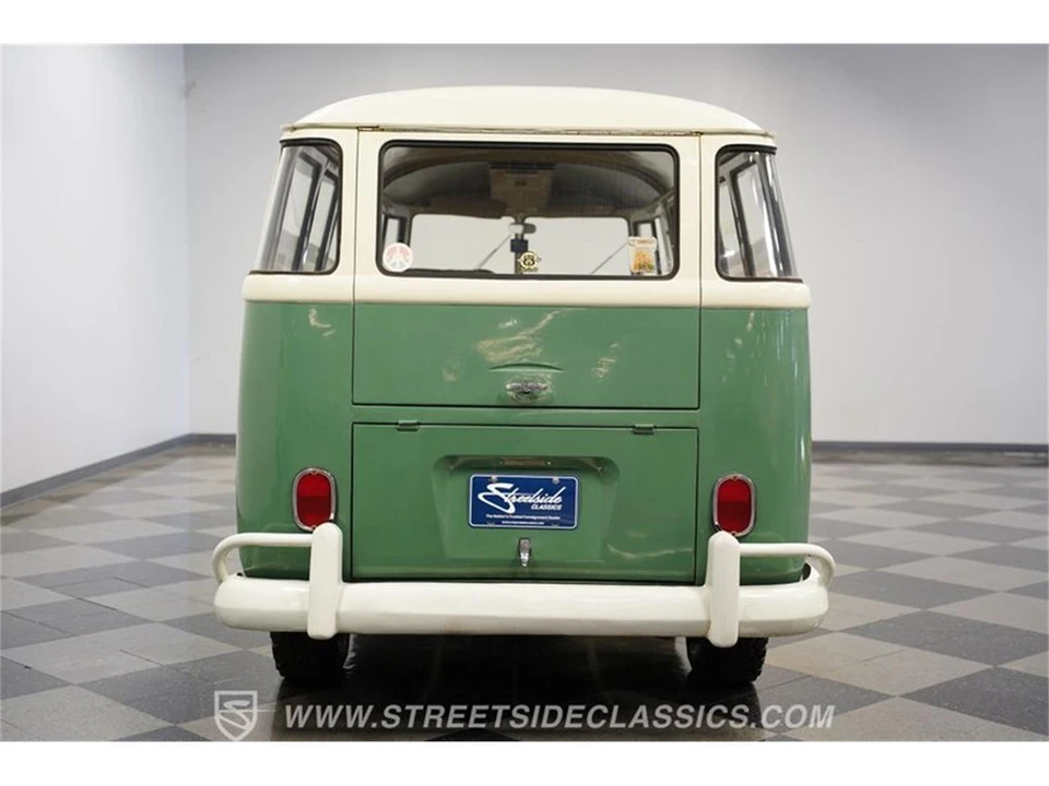 1974 Volkswagen Bay-Window Bus - Image 23 of 31