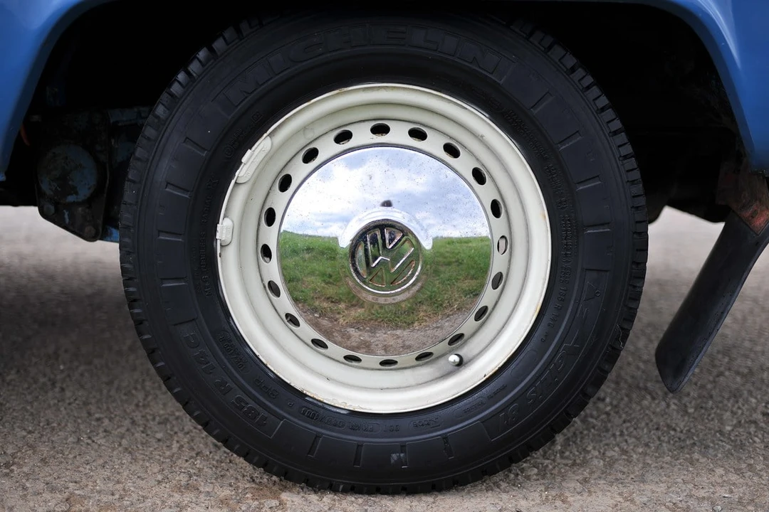 1973 Volkswagen Bay-Window Camper - Image 18 of 30