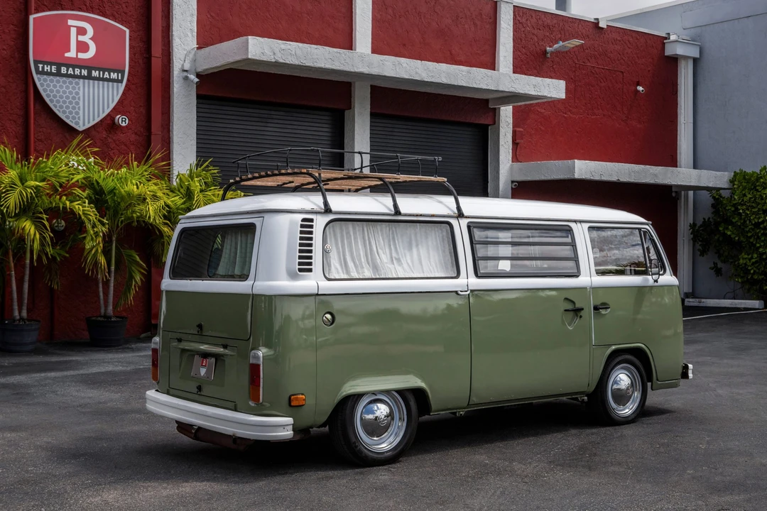 1974 Volkswagen Bay-Window Bus - Image 15 of 31