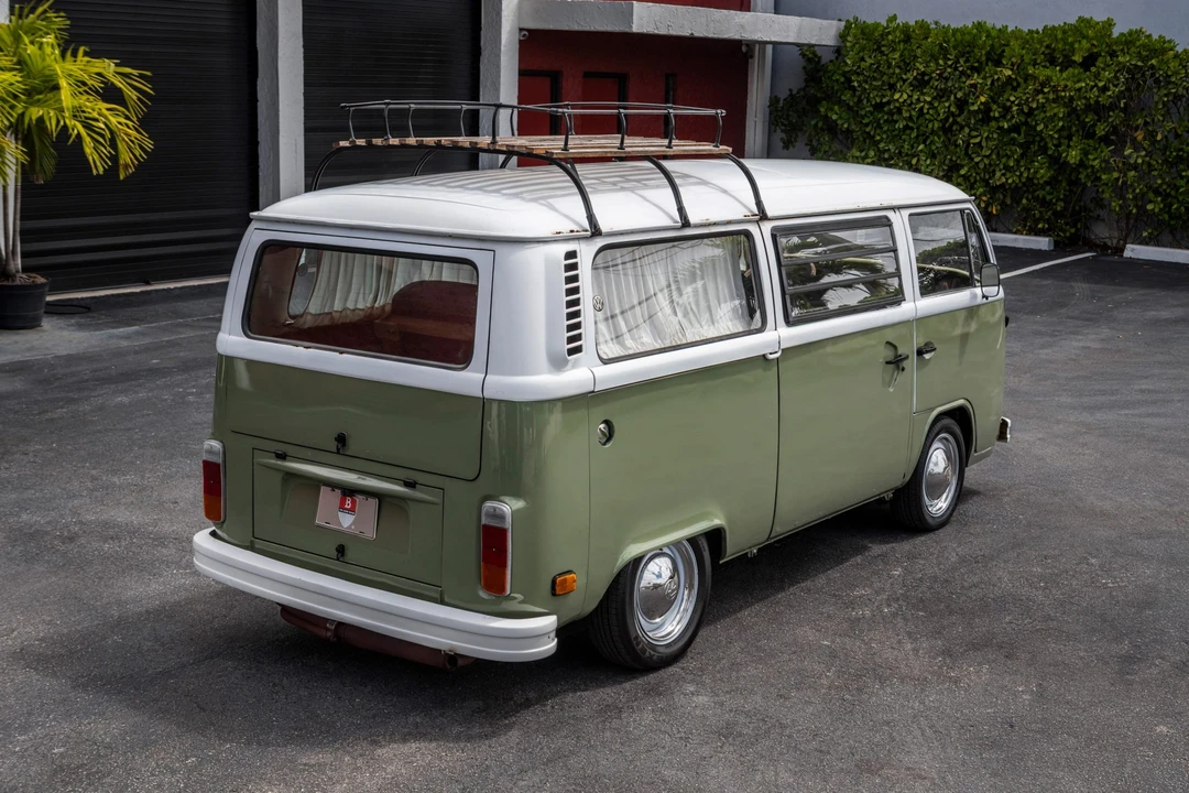 1974 Volkswagen Bay-Window Bus - Image 13 of 31