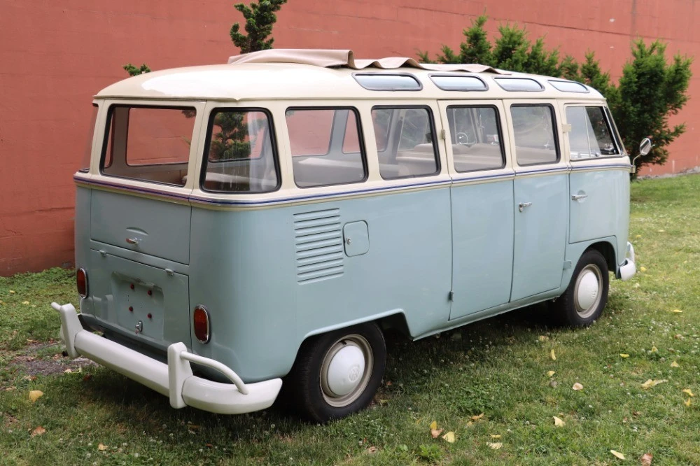 1974 Volkswagen Split-Window Bus - Image 5 of 10