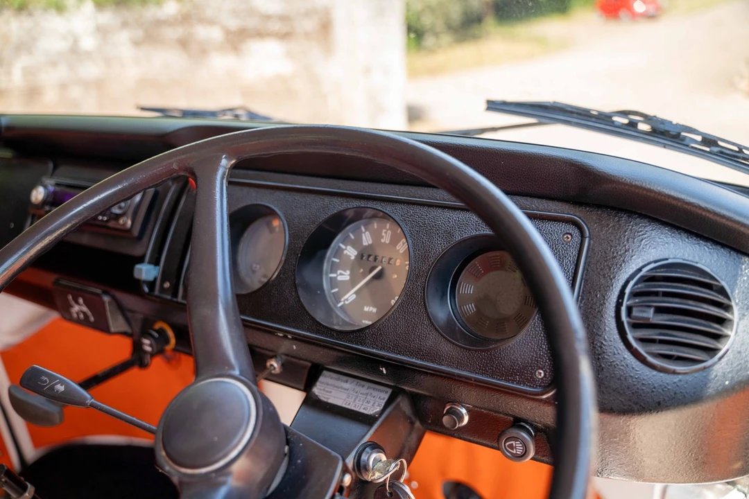 1974 Volkswagen Bay-Window Camper - Image 30 of 30
