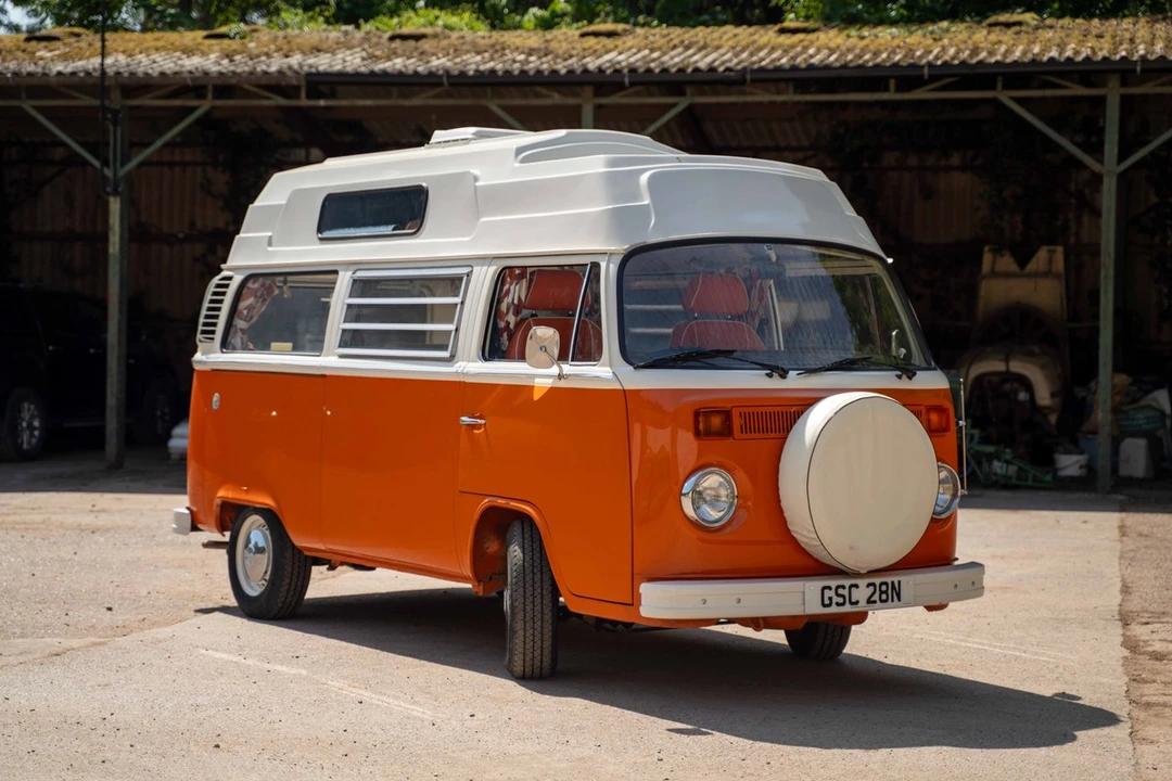 1974 Volkswagen Bay-Window Camper - Image 10 of 30