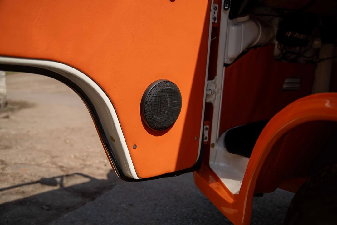 1974 Volkswagen Bay-Window Camper - Image 20 of 30