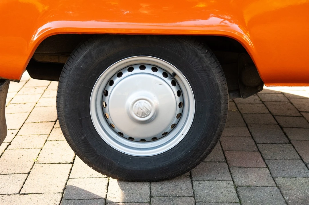 1974 Volkswagen Bay-Window Camper - Image 27 of 30