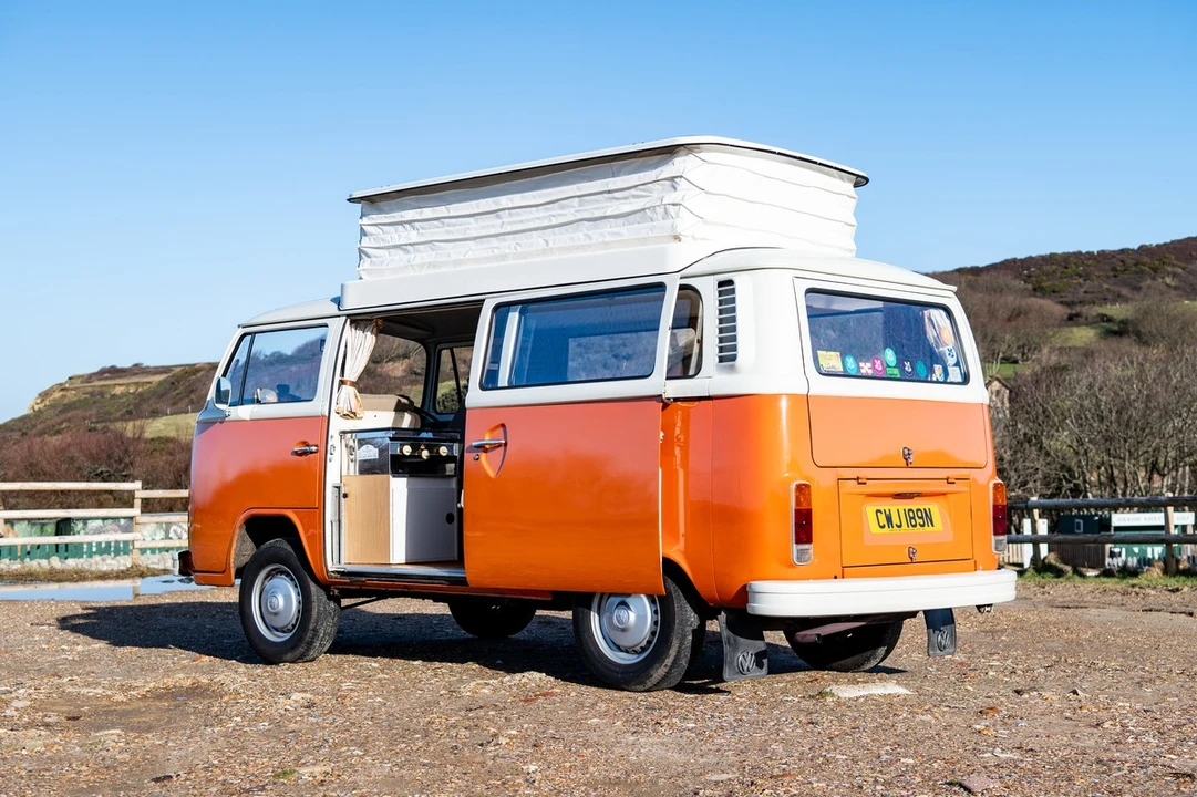 1974 Volkswagen Bay-Window Camper - Image 12 of 30