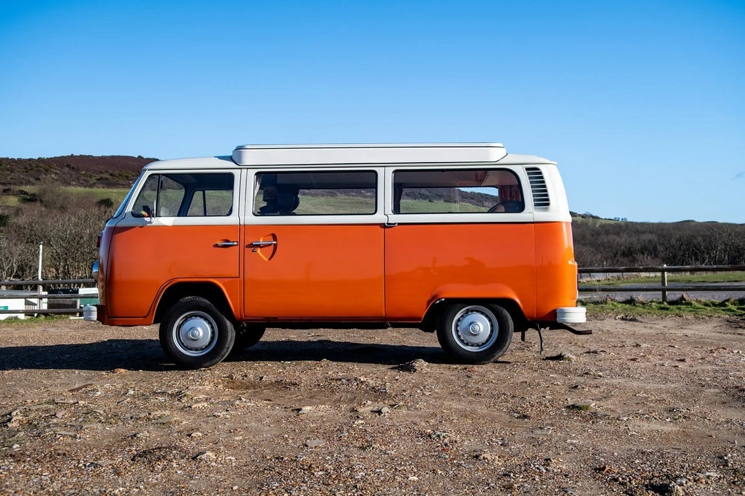 1974 Volkswagen Bay-Window Camper - Image 9 of 30