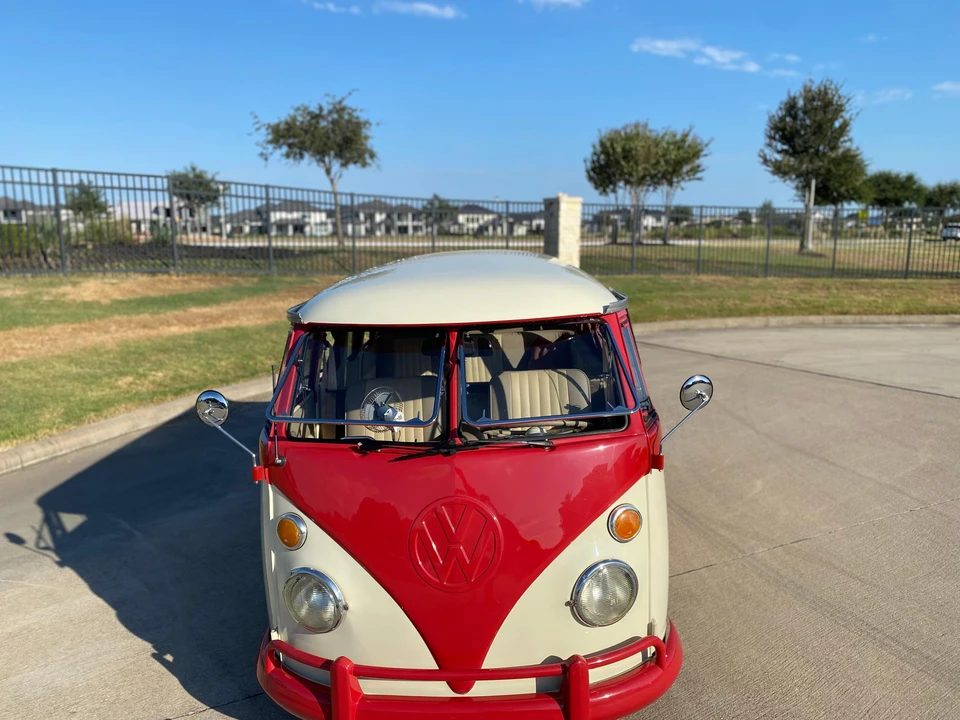 1974 Volkswagen Bay-Window Bus - Image 7 of 31