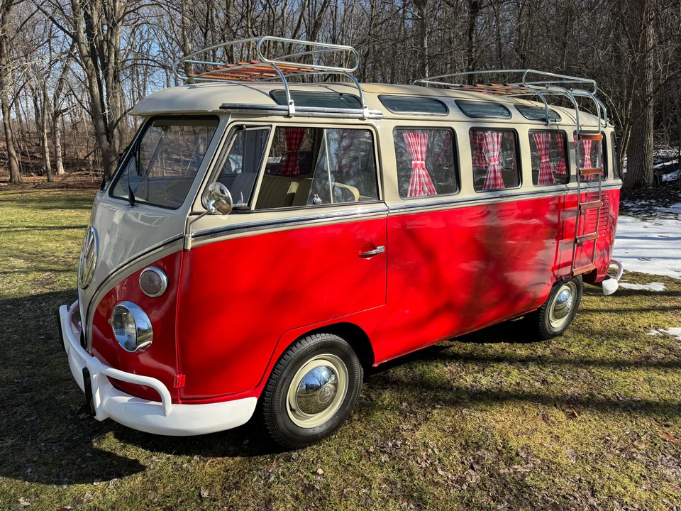 1974 Volkswagen Split-Window Bus - Image 9 of 31