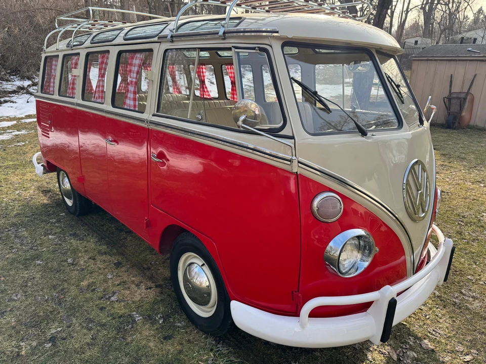 1974 Volkswagen Split-Window Bus - Image 17 of 31