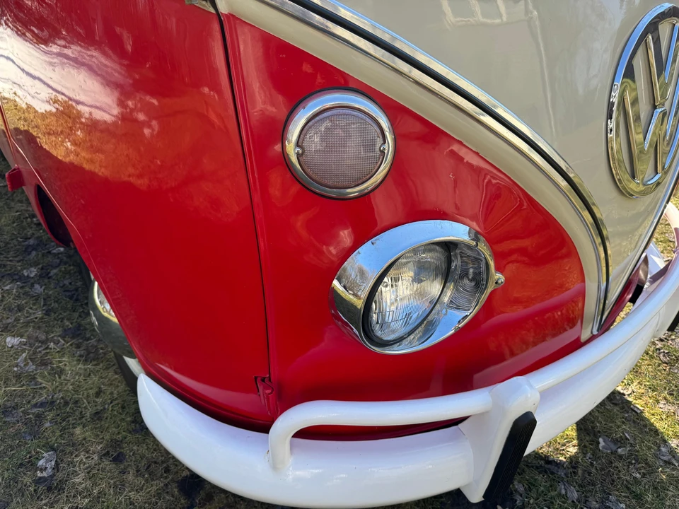 1974 Volkswagen Split-Window Bus - Image 26 of 31