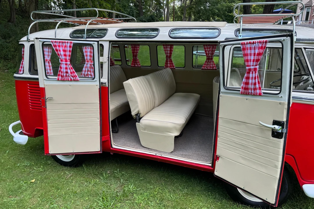 1974 Volkswagen Split-Window Bus - Image 5 of 31