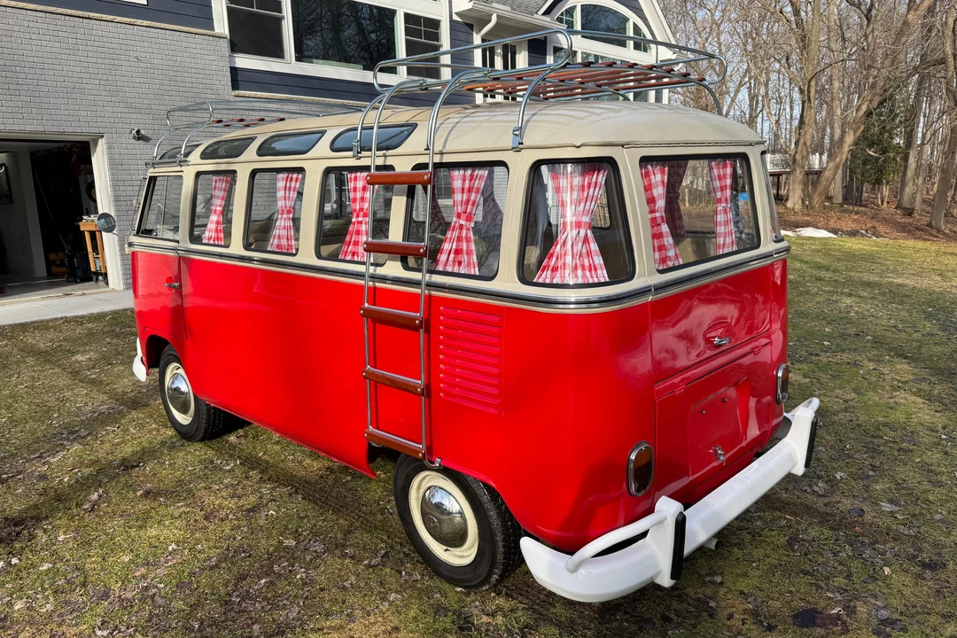1974 Volkswagen Split-Window Bus - Image 12 of 31