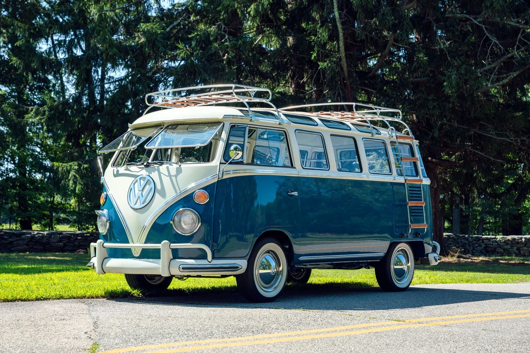 1974 Volkswagen Split-Window Bus - Image 13 of 31