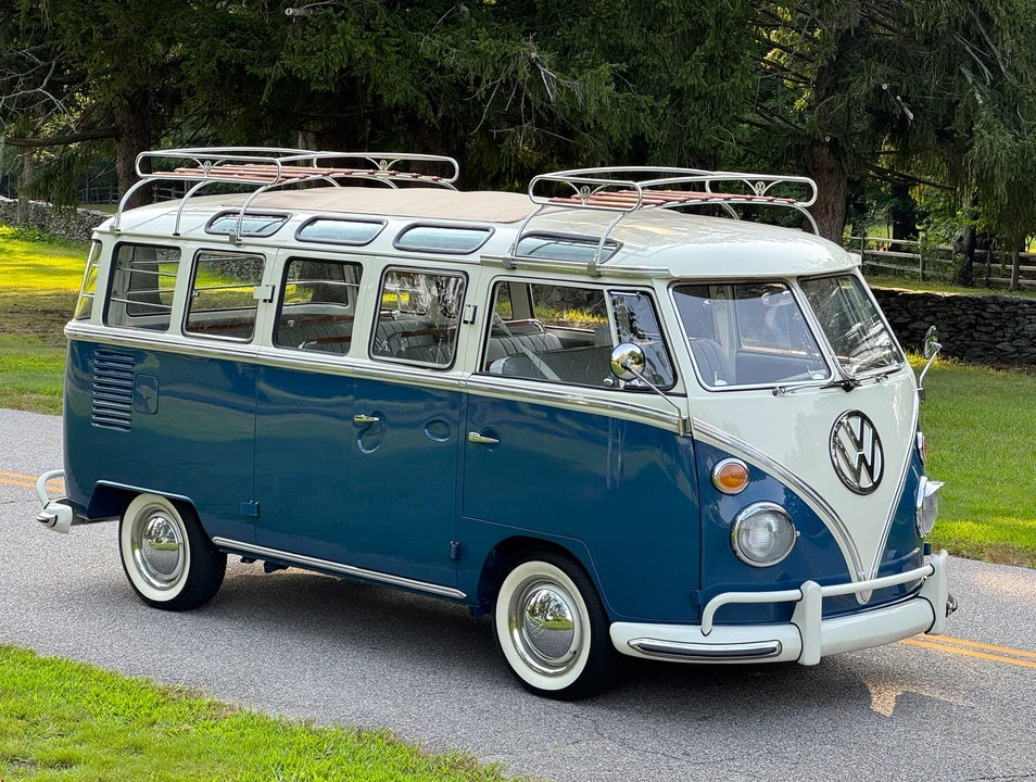 1974 Volkswagen Split-Window Bus - Image 3 of 31