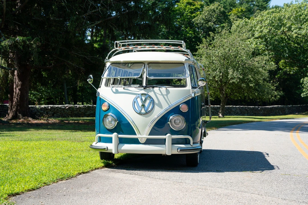 1974 Volkswagen Split-Window Bus - Image 11 of 31