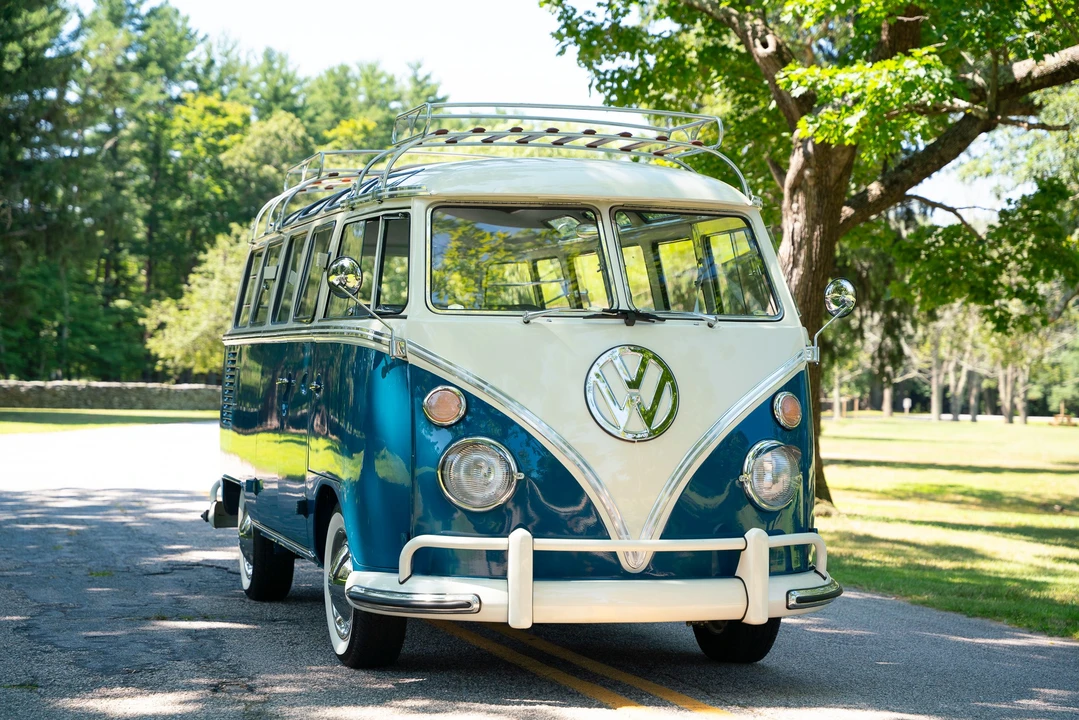 1974 Volkswagen Split-Window Bus - Image 28 of 31