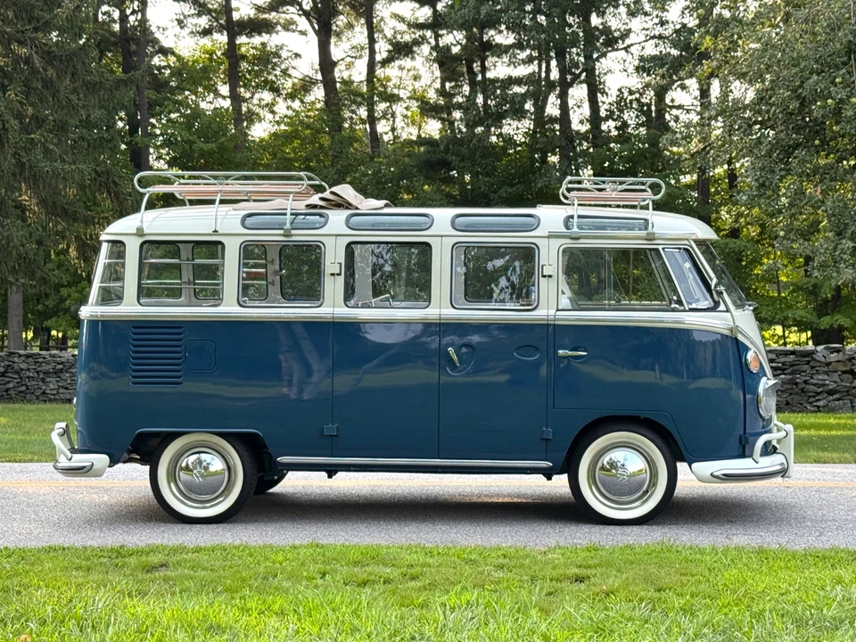 1974 Volkswagen Split-Window Bus - Image 5 of 31