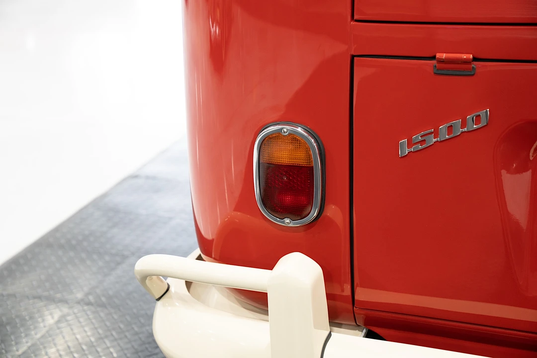 1974 Volkswagen Split-Window Bus - Image 27 of 31