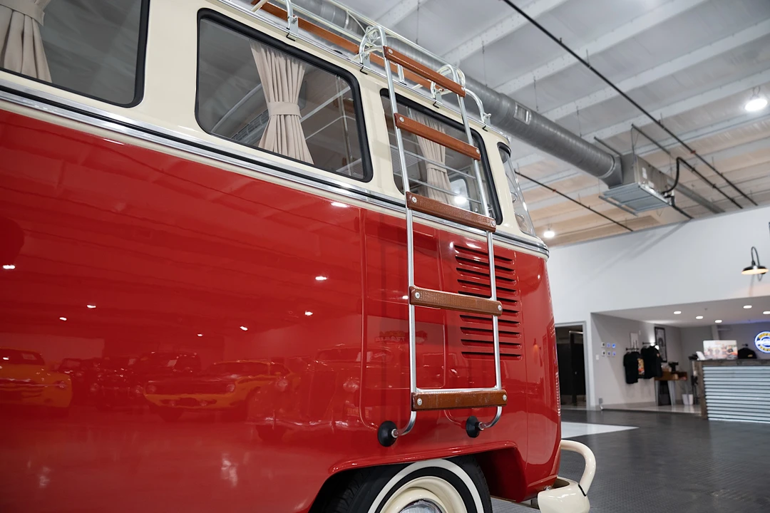 1974 Volkswagen Split-Window Bus - Image 26 of 31