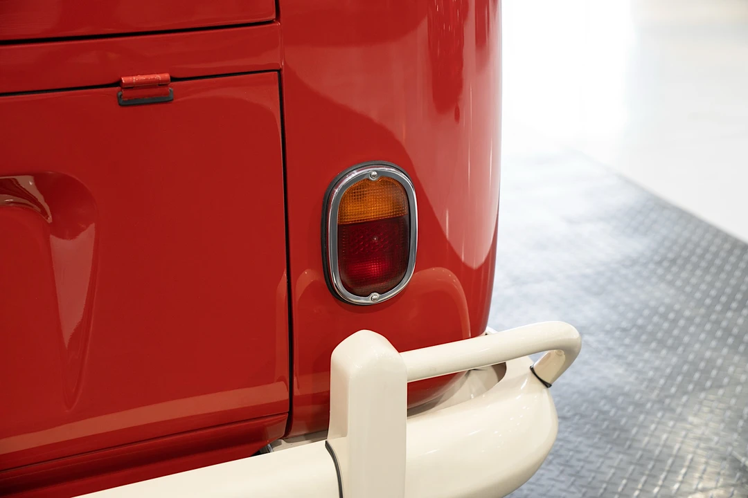 1974 Volkswagen Split-Window Bus - Image 28 of 31