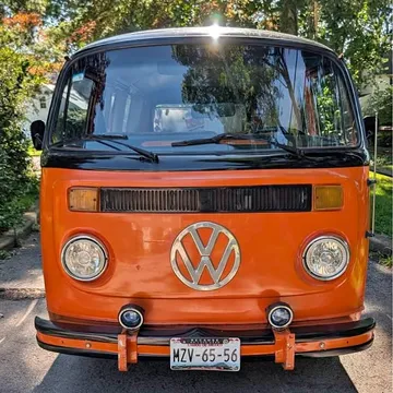 1974 Volkswagen Type 2 Kombi Bus Kombi