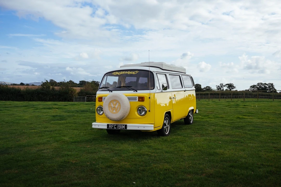 1972 Volkswagen Bay-Window Camper - Image 18 of 30