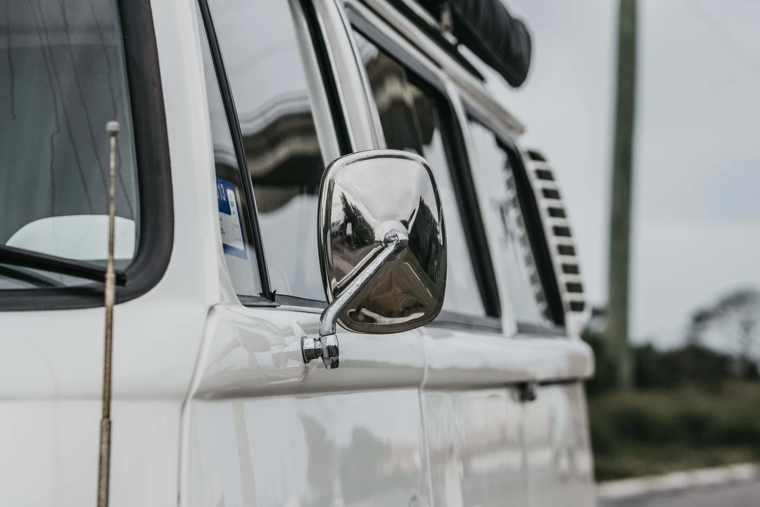 1974 Volkswagen Bay-Window Bus - Image 11 of 31