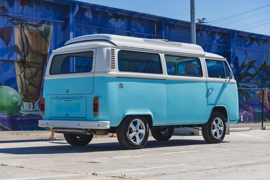 1974 Volkswagen Bay-Window Bus - Image 23 of 31