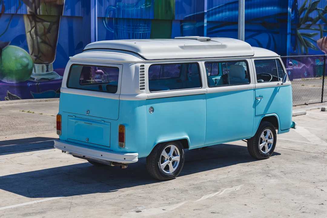 1974 Volkswagen Bay-Window Bus - Image 15 of 31