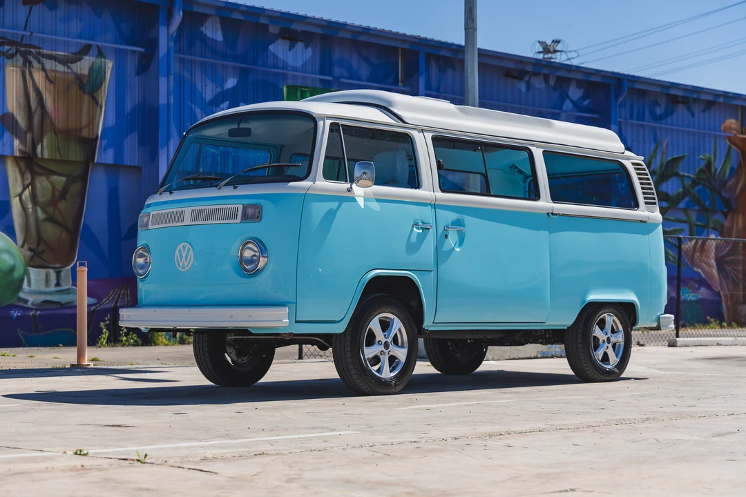 1974 Volkswagen Bay-Window Bus - Image 19 of 31