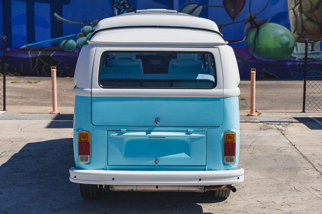 1974 Volkswagen Bay-Window Bus - Image 14 of 31
