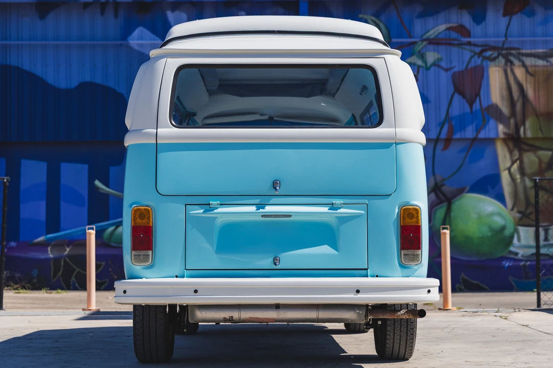 1974 Volkswagen Bay-Window Bus - Image 22 of 31
