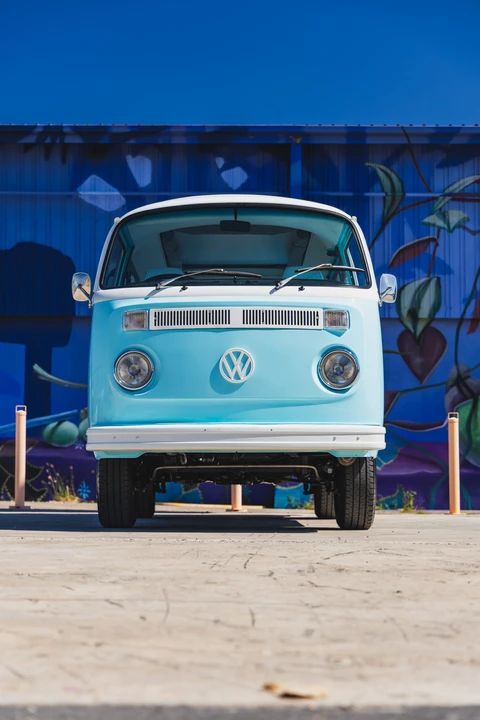 1974 Volkswagen Bay-Window Bus - Image 27 of 31
