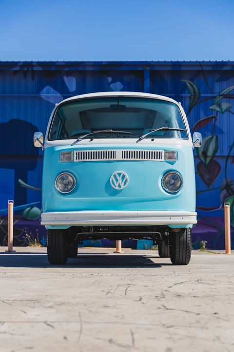 1974 Volkswagen Bay-Window Bus - Image 28 of 31